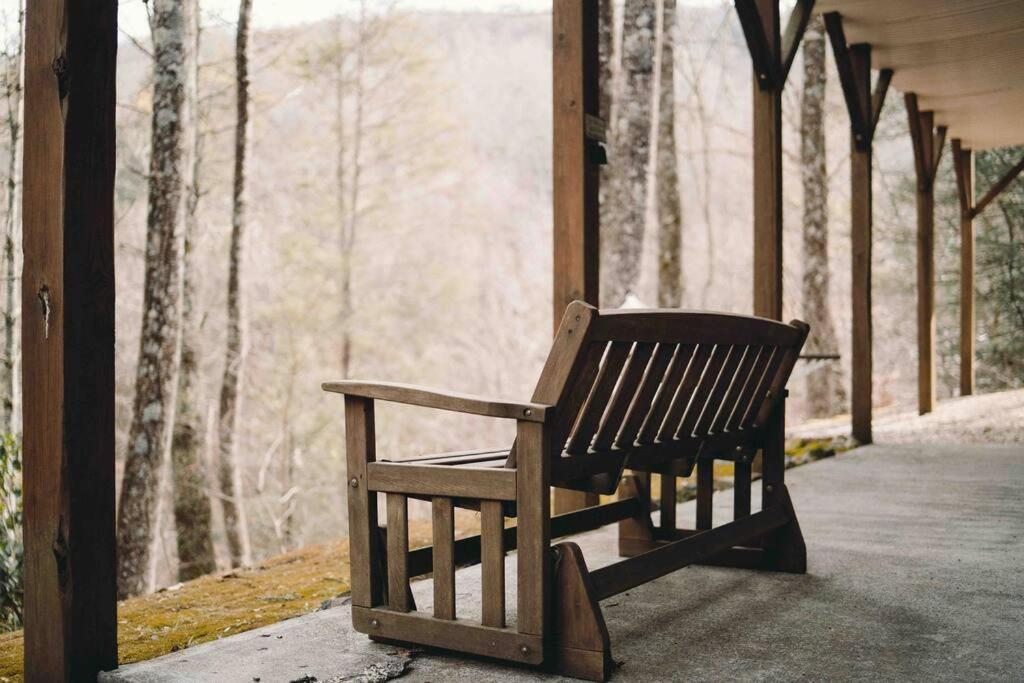 Serene & Cozy - Peaceful View - Fireplace - Creek Fleetwood 外观 照片